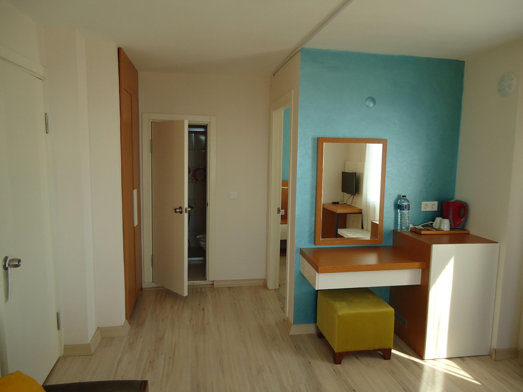 Baris Suite Hotel Kusadası Esterno foto