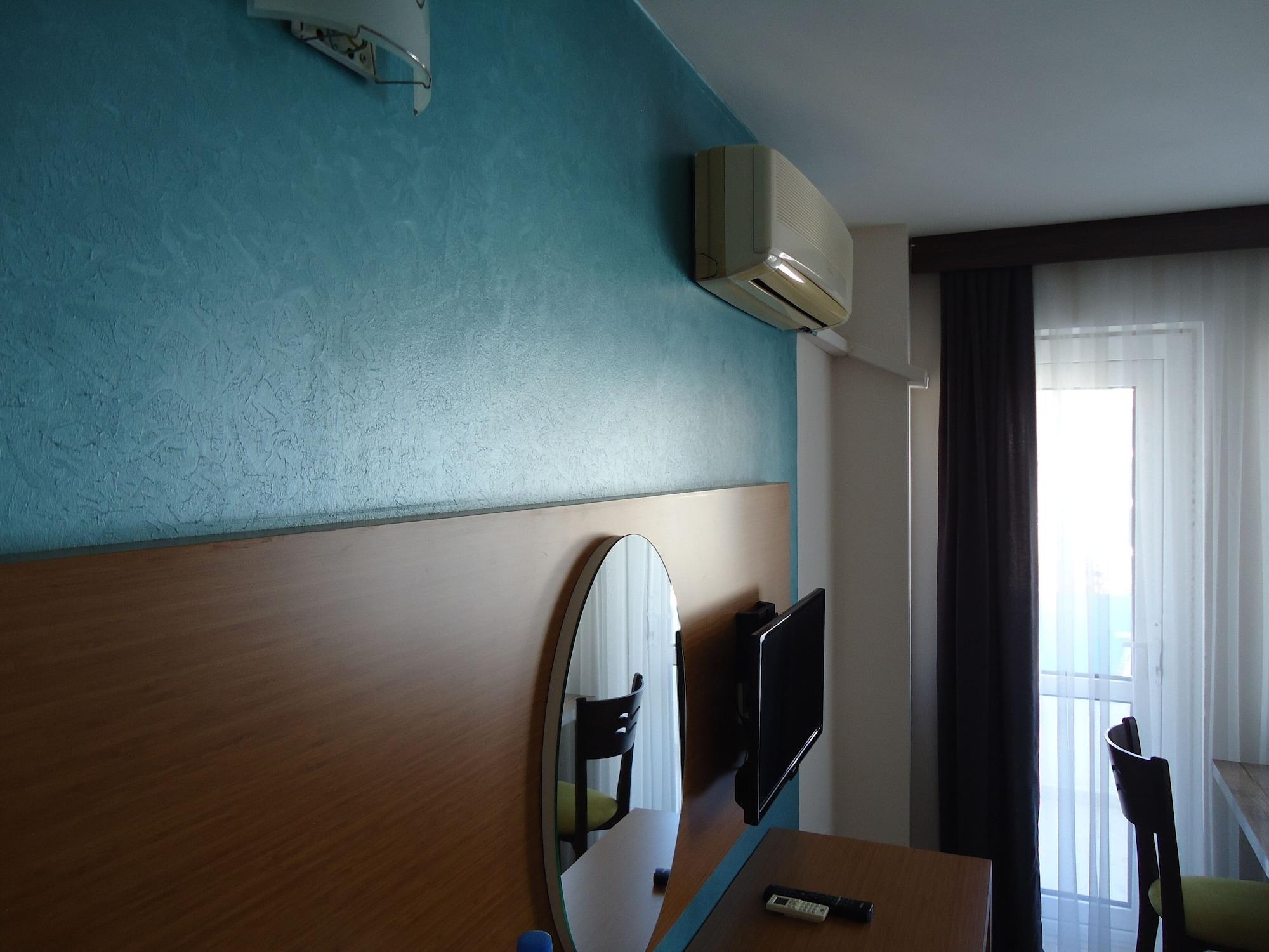 Baris Suite Hotel Kusadası Esterno foto